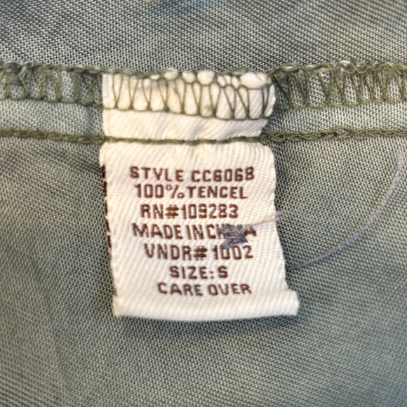 Vintage Havana Army Patchwork flowy green blouse with frayed edges, size small✨ - Picture 7 of 10